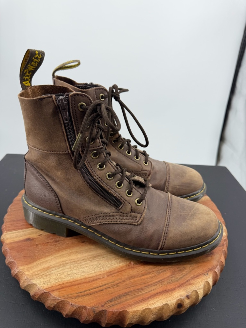 Dr‎ Martens Denton Boots L10 M9 brown leather lace up zipper